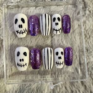 💀 Purple Glitter Skeleton Press-On Nail Set (Size Small)